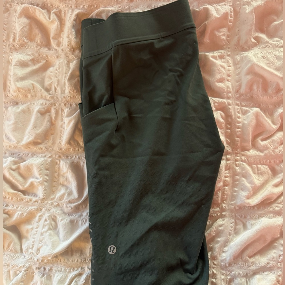 Lululemon men’s running tights in XL